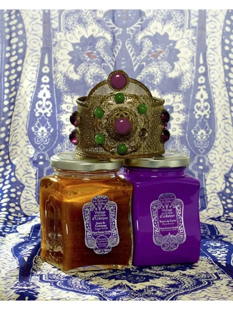 LA SULTANE DE SABA UDAIPUR SUGAR SCRUB – MUSKUSAS, SMILKALAI, VANILĖ – CUKRAUS ŠVEITIKLIS 300G