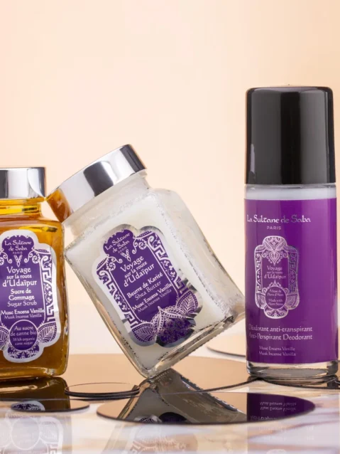 LA SULTANE DE SABA UDAIPUR SUGAR SCRUB – MUSKUSAS, SMILKALAI, VANILĖ – CUKRAUS ŠVEITIKLIS 100G