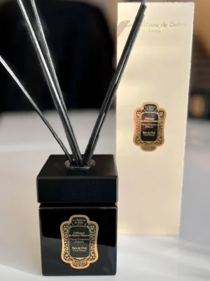 LA SULTANE DE SABA OUD WOOD PERFUME – MEDIENA – NAMŲ KVAPO DIFUZORIUS 200ML