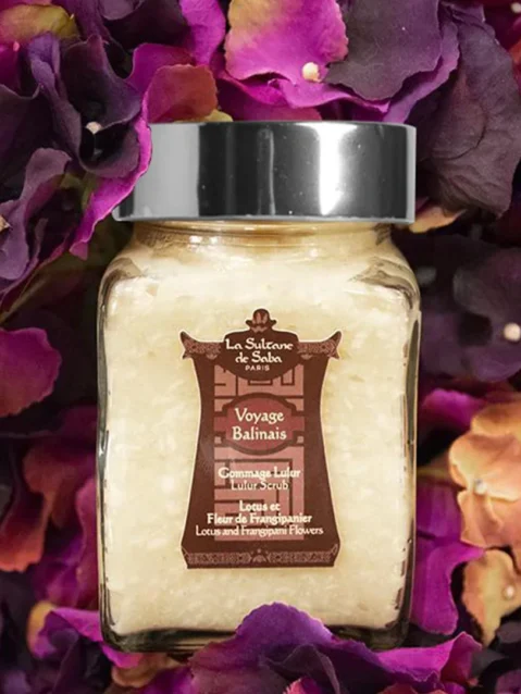 LA SULTANE DE SABA BALI LULUR PEELING – LOTOSAS IR FRANGIPANIO ŽIEDAI – ŠILKINIS ŠVEITIKLIS 300ML